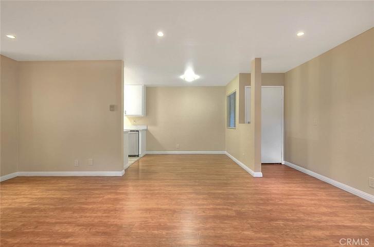 1203 E San Antonio Drive Unit 103, Long Beach, California 90807