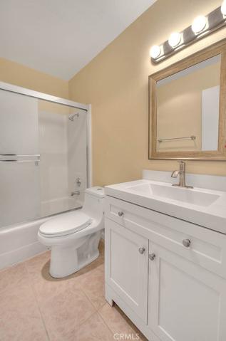 2nd bathroom