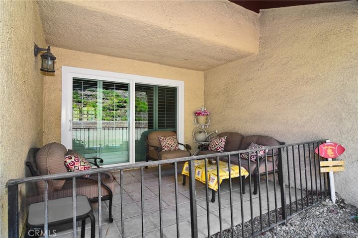 9763 Via Nola, Burbank, California 91504