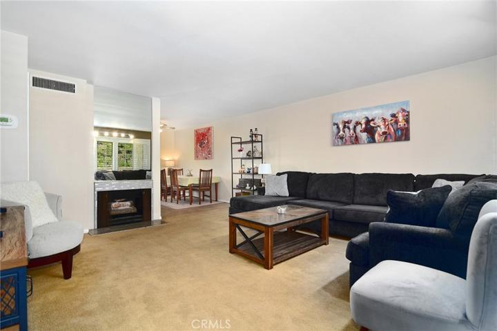 9763 Via Nola, Burbank, California 91504