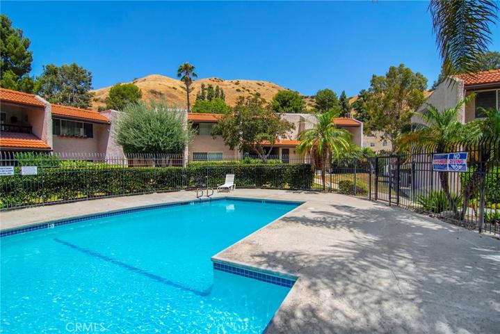 9763 Via Nola, Burbank, California 91504