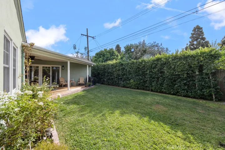 6880 East 10th Street, Long Beach, California 90815
