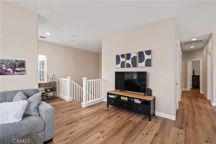 45 Wildflower Place, Ladera Ranch, California 92694