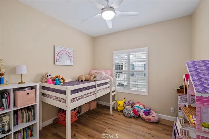Secondary bedroom