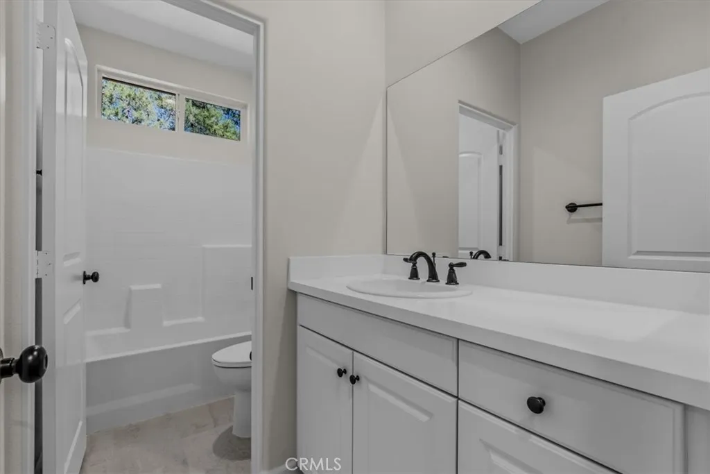 56250 Nez Perce Trail, Yucca Valley, California 92284 home-pic-18