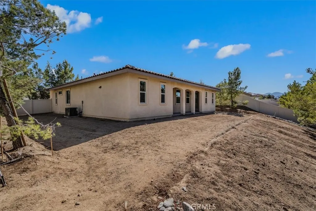56250 Nez Perce Trail, Yucca Valley, California 92284 home-pic-32