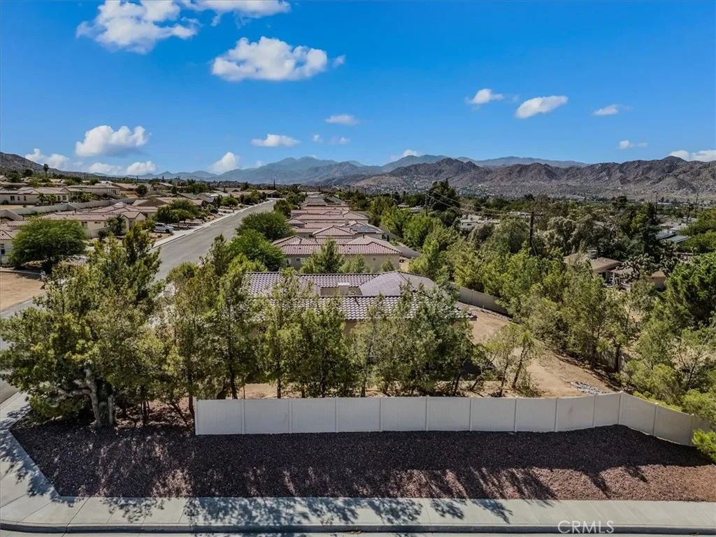 56250 Nez Perce Trail, Yucca Valley, California 92284 home-pic-38