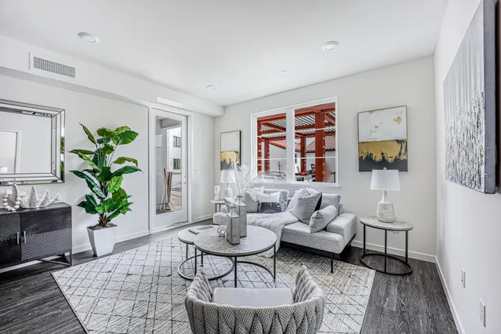 1850 El Camino Real 219, Santa Clara, California 95050