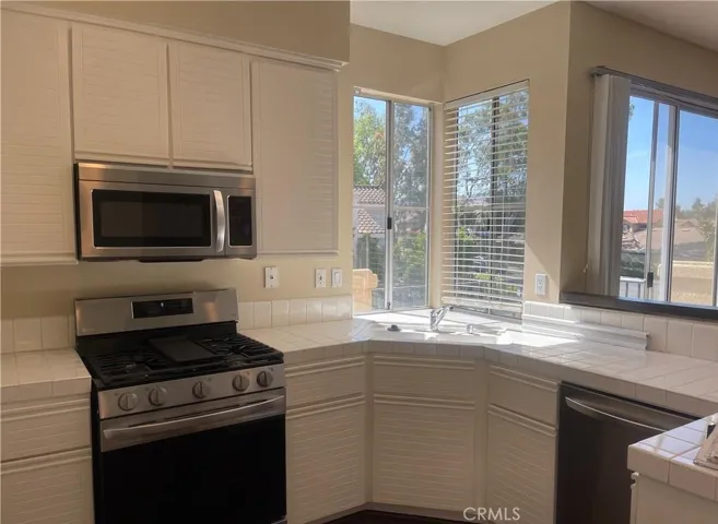 8215 E White Oak 1, Orange, California 92869