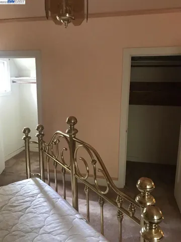300 Oakes Dr., San Leandro, California 94577