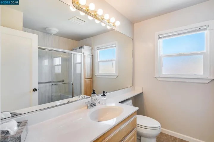 3160 D Street, Hayward, California 94541