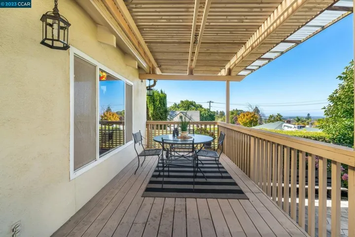 3160 D Street, Hayward, California 94541