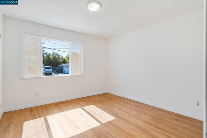 3160 D Street, Hayward, California 94541