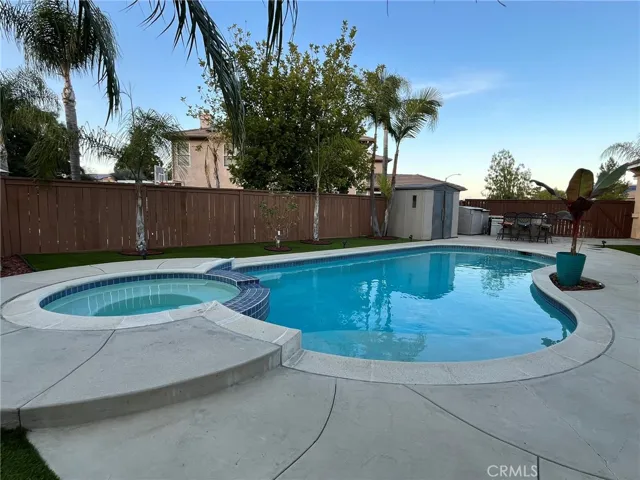Swimming pool 2