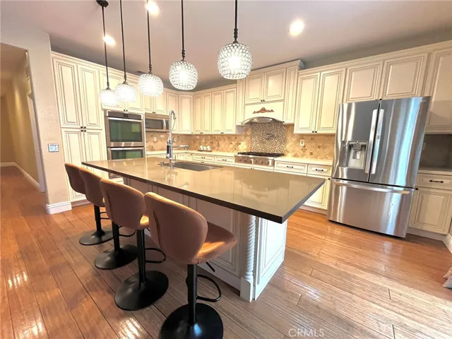 Kitchen with Island