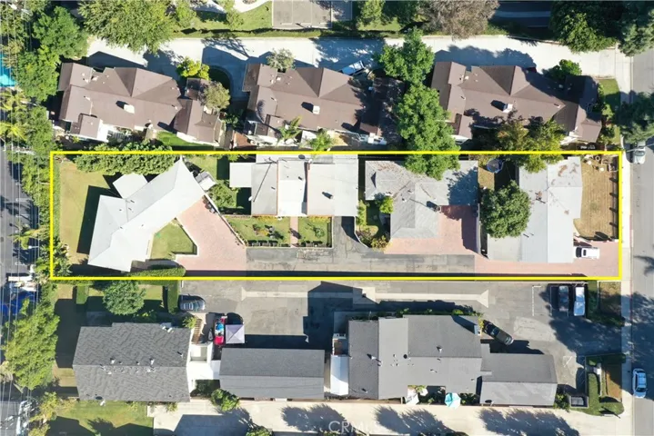 2641 Elden Avenue, Costa Mesa, California 92627