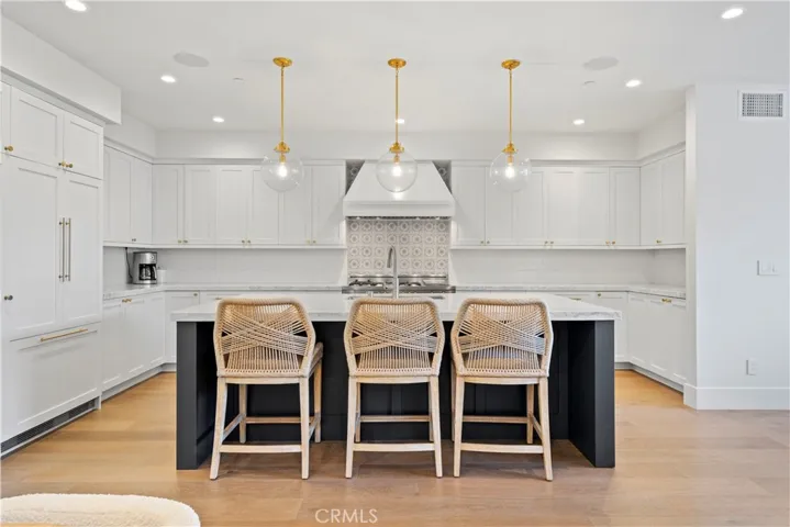 433 Goldenrod Avenue, Corona Del Mar, California 92625