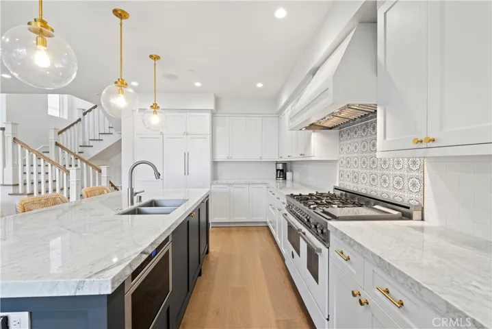 433 Goldenrod Avenue, Corona Del Mar, California 92625