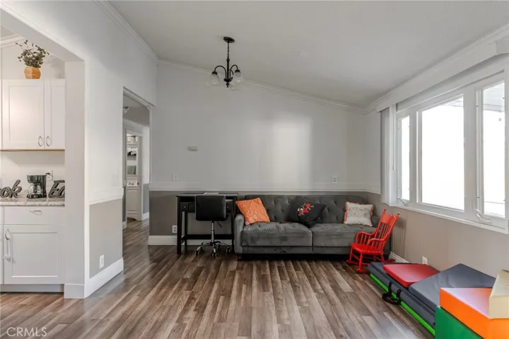 2nd Living Room