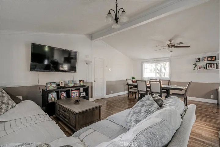 Living Room / Dining Room