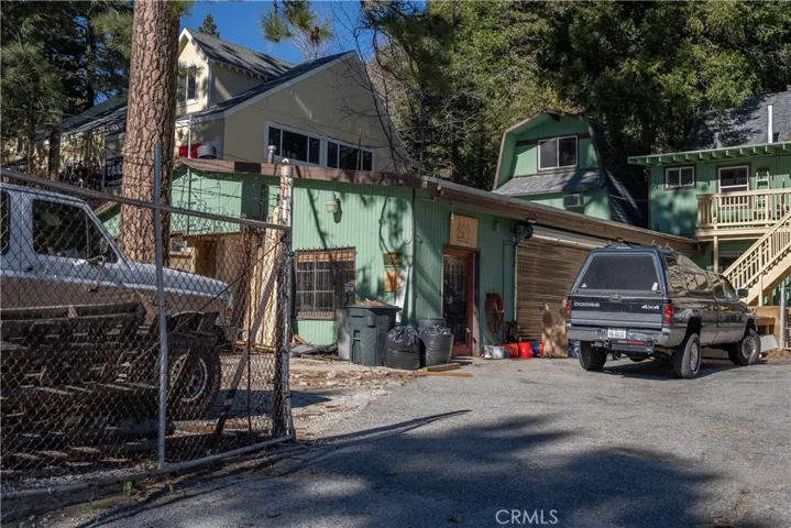 26432 Pine Avenue, Rimforest, California 92378