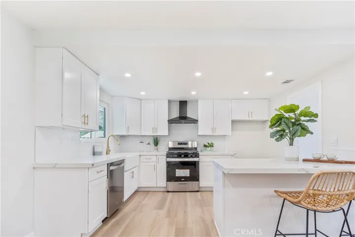 1152 Folkstone Avenue, Hacienda Heights, California 91745