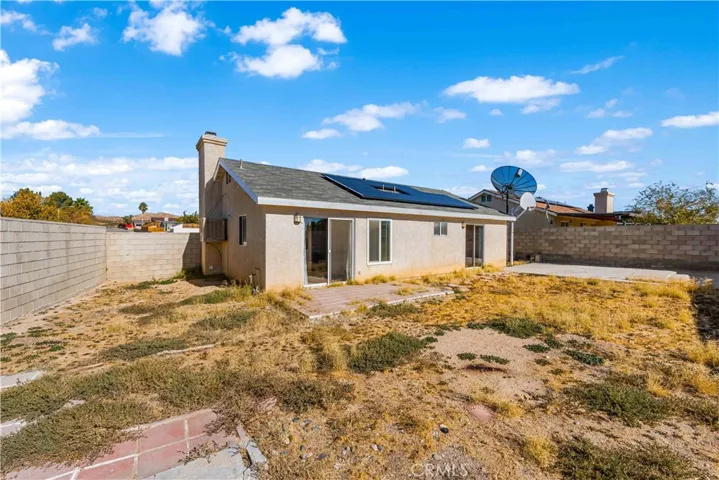 1056 Wedgewood Avenue, Rosamond, California 93560