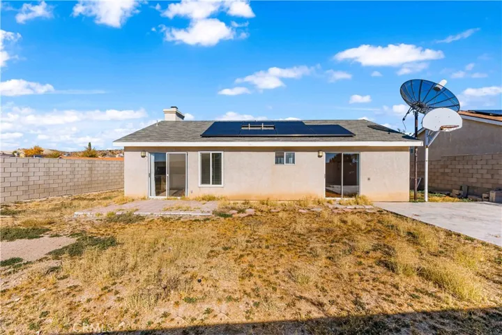 1056 Wedgewood Avenue, Rosamond, California 93560