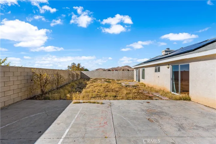 1056 Wedgewood Avenue, Rosamond, California 93560