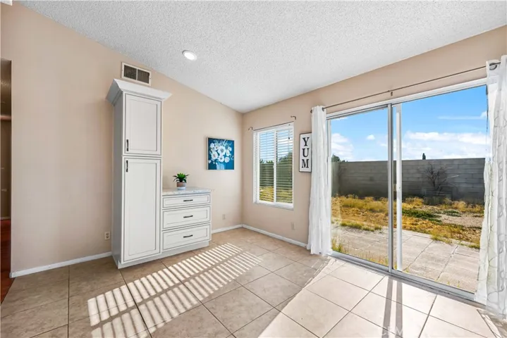 1056 Wedgewood Avenue, Rosamond, California 93560