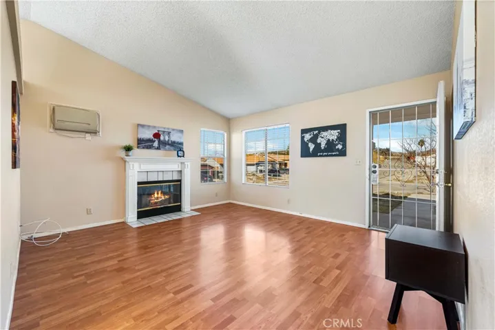 1056 Wedgewood Avenue, Rosamond, California 93560