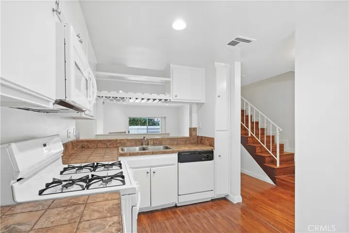 12301 Osborne Street 48, Pacoima, California 91331
