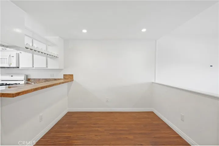 12301 Osborne Street 48, Pacoima, California 91331