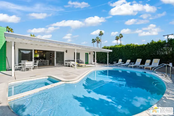 2719 E Ventura Road, Palm Springs, California 92262