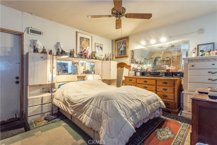 10808 Dehaven Ave, Pacoima, California 91331
