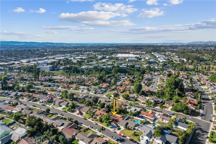 26201 Avenida Bonachon, Mission Viejo, California 92691