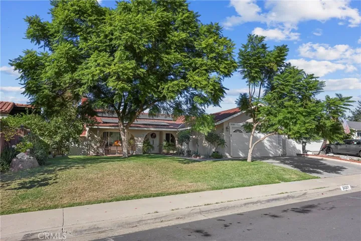 26201 Avenida Bonachon, Mission Viejo, California 92691