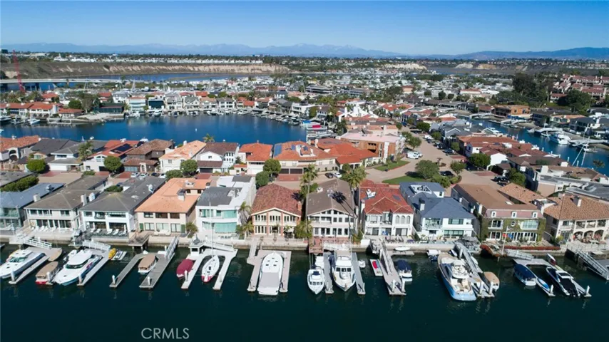 25 Linda Isle, Newport Beach, California 92660
