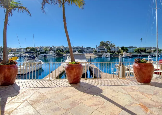 25 Linda Isle, Newport Beach, California 92660