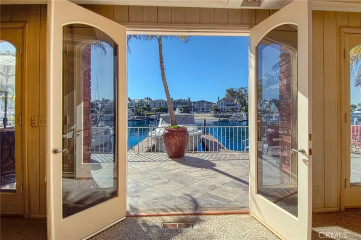 25 Linda Isle, Newport Beach, California 92660