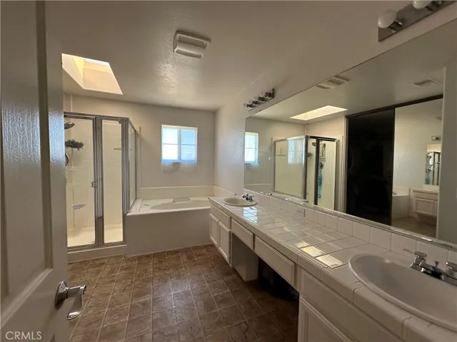 12324 Santiago Court, Victorville, California 92392