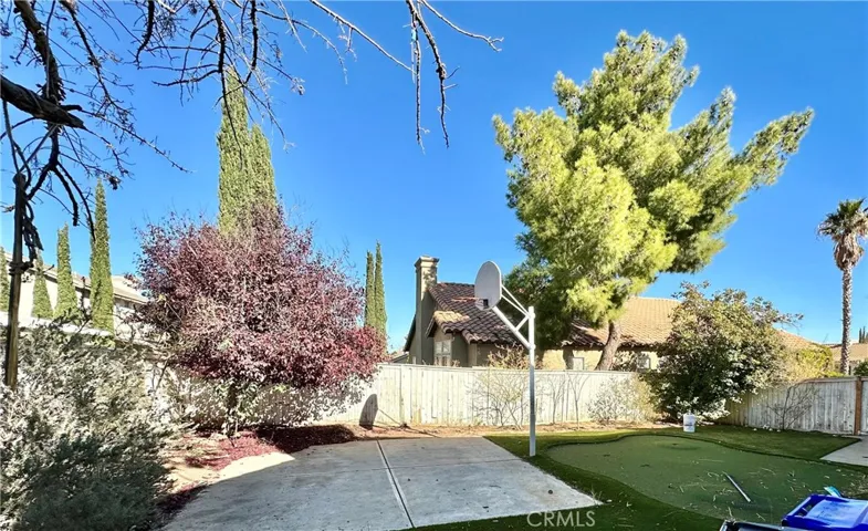 12324 Santiago Court, Victorville, California 92392