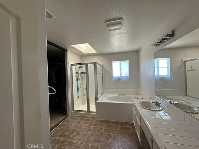 12324 Santiago Court, Victorville, California 92392