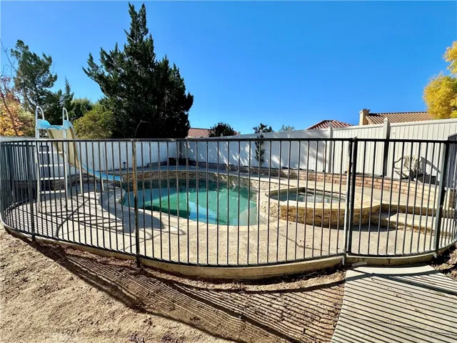 12324 Santiago Court, Victorville, California 92392