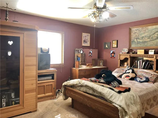 11329 Otowi Road, Apple Valley, California 92308