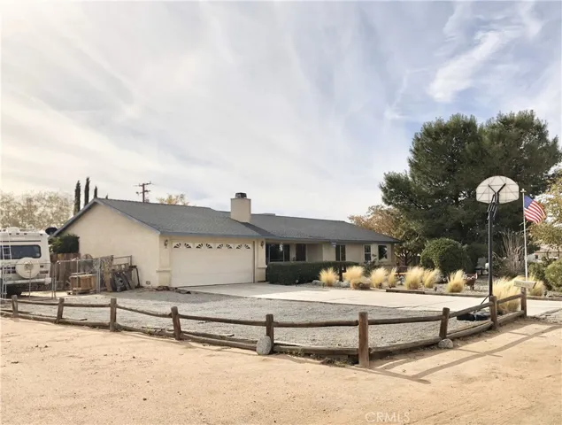 11329 Otowi Road, Apple Valley, California 92308