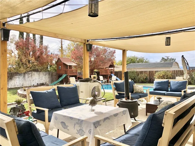 11329 Otowi Road, Apple Valley, California 92308