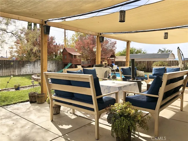 11329 Otowi Road, Apple Valley, California 92308
