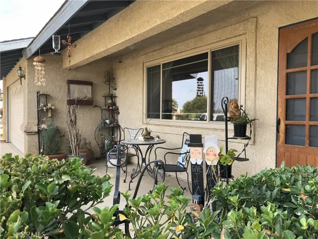 11329 Otowi Road, Apple Valley, California 92308