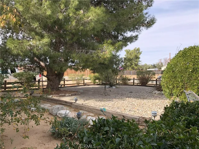 11329 Otowi Road, Apple Valley, California 92308